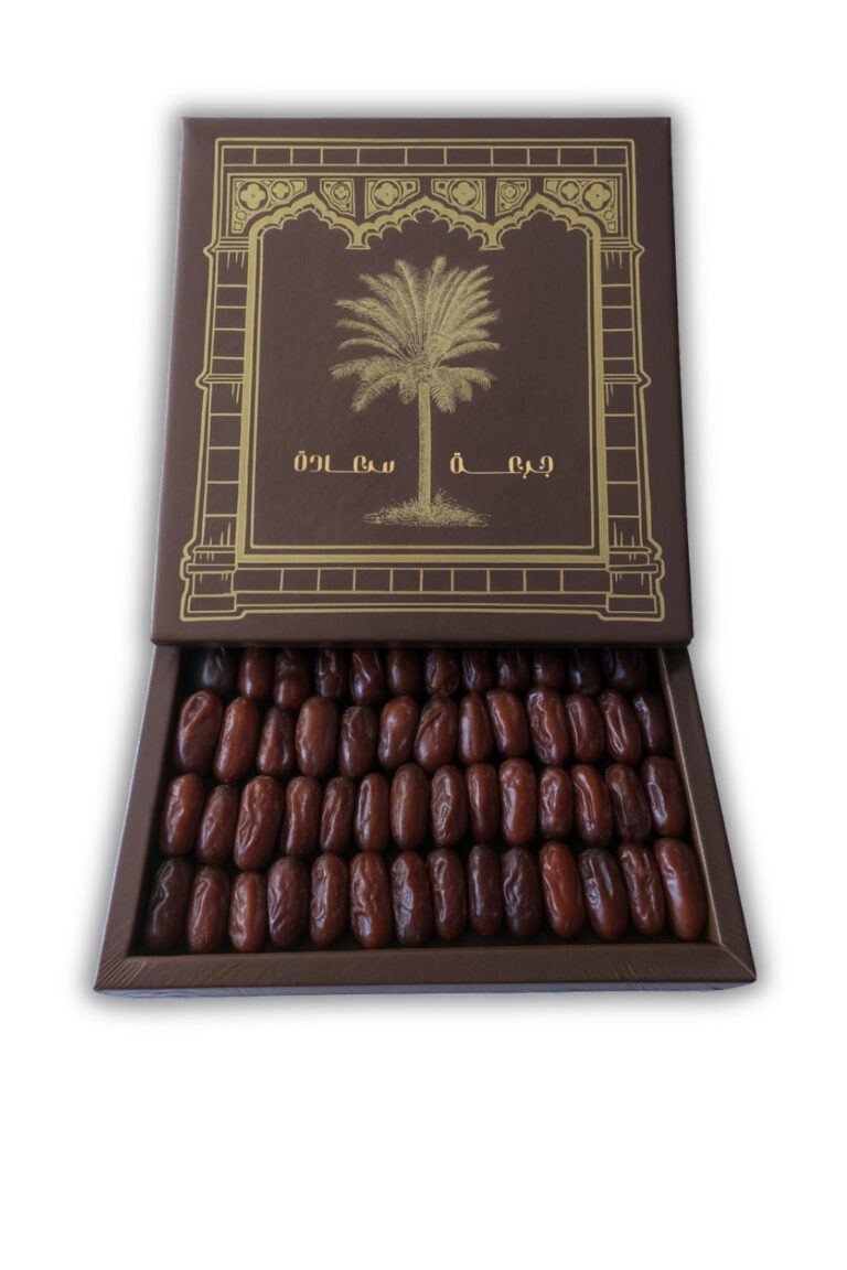 Premium Fard dates in a special gift box, 2 kg - Dates