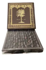 تمر عجوة المدينة المنورة الفاخر في علبة هدايا أنيقة 2كيلو - Image 2