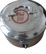 Dates with cardamom and saffron, large iron box.