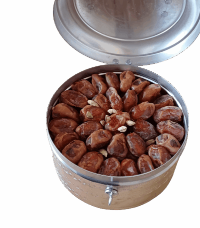 تمر بالهيل والزعفران علبة حديد كبير التمر تمر بالهيل والزعفران علبة حديد كبير