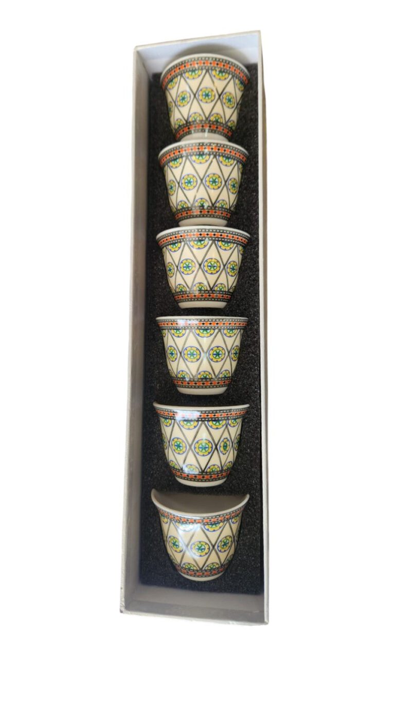 Decorative coffee cup set – 6 pieces with an elegant heritage design – Tea